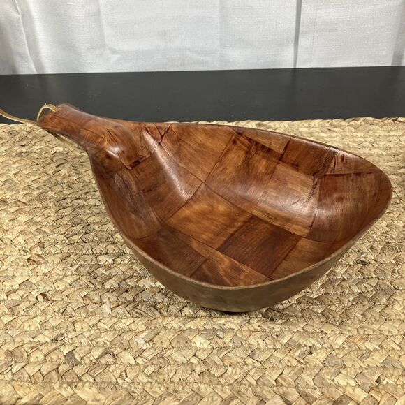 Vintage Woven Wood Water Scooper Made In Taiwan Armbee - Picture 1 of 7